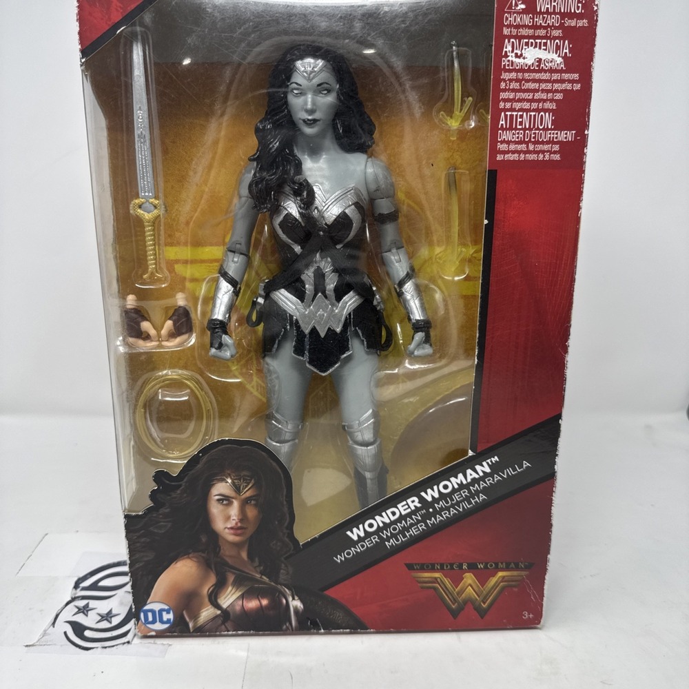 Wonder Woman Gray Doll Gal Gadot Figure DC Comics Multiverse Mattel 2016 Rare